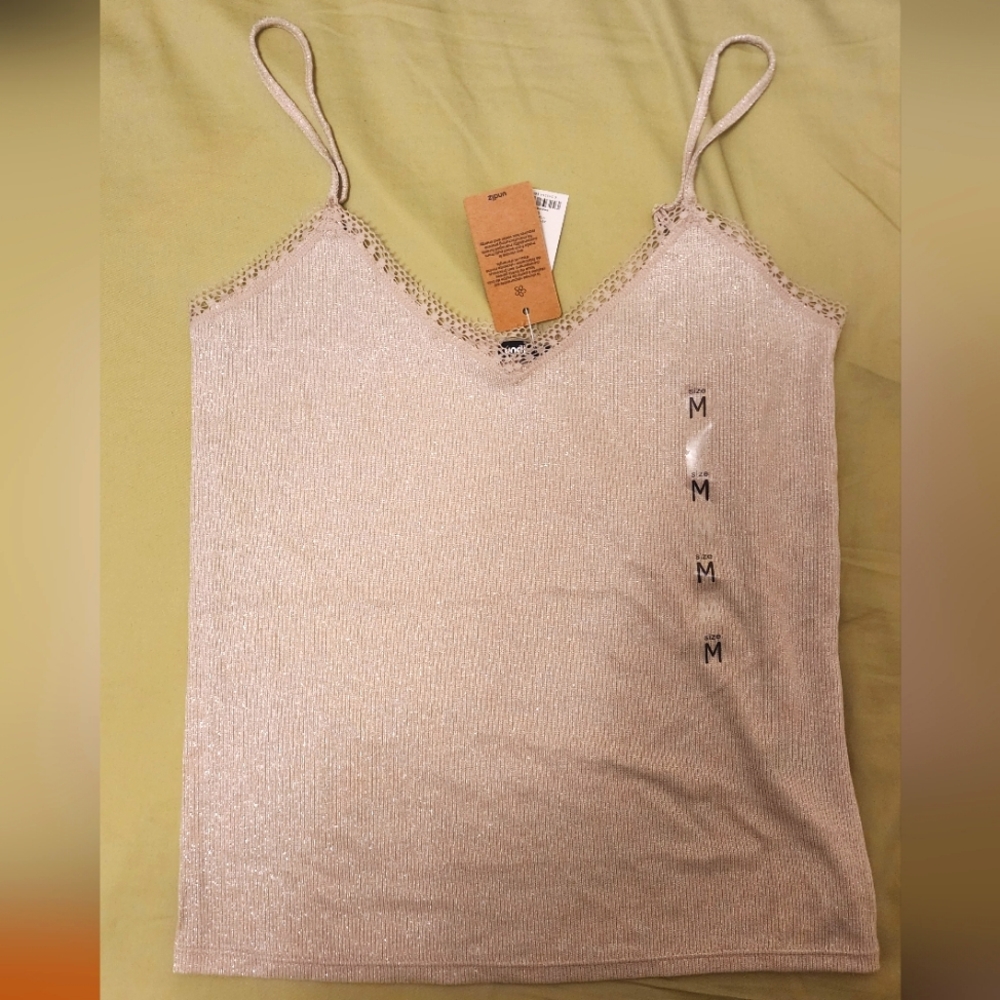 UNDIZ Soft Shimmering Top